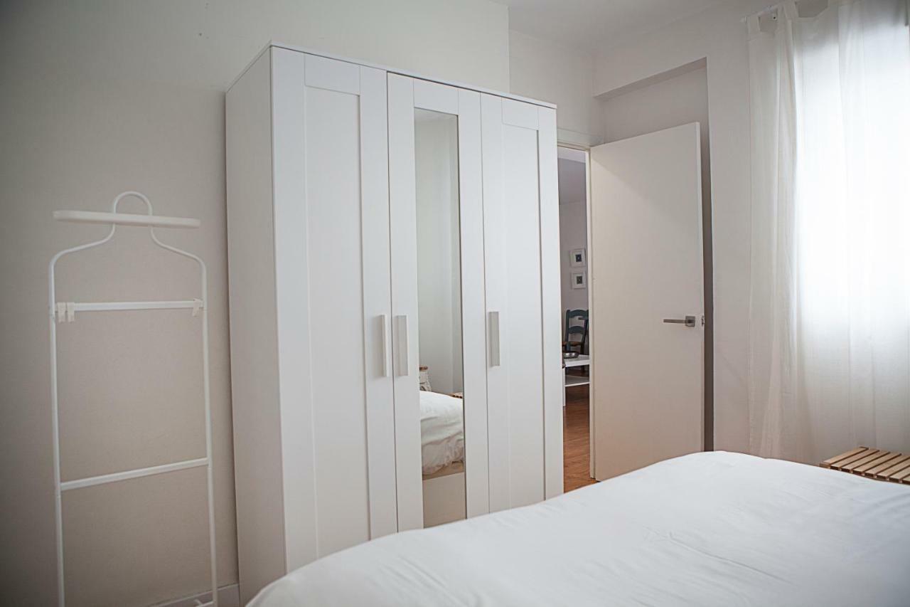 Apartamento Mendoza Sevilla Kültér fotó