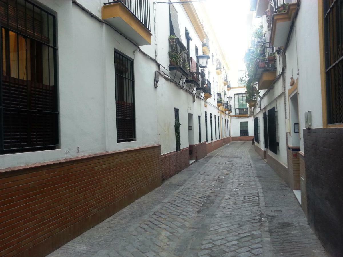 Apartamento Mendoza Sevilla Kültér fotó
