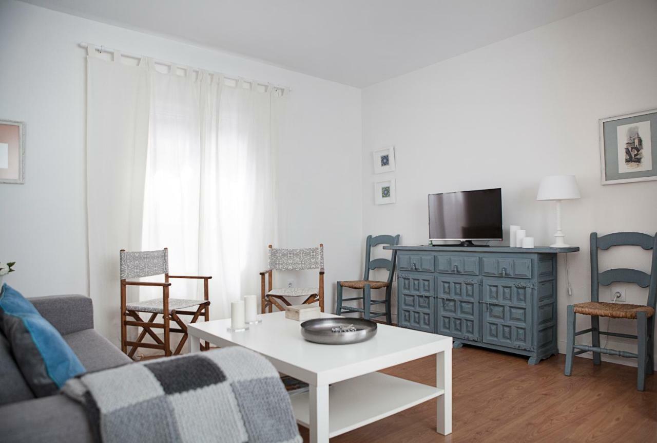 Apartamento Mendoza Sevilla Kültér fotó